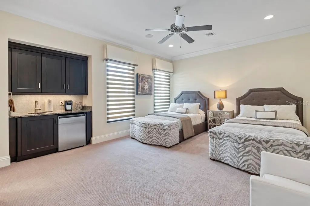 10024 Enchanted Oak Drive Golden Oak FL 32836