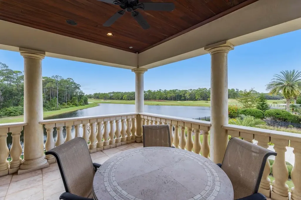 10024 Enchanted Oak Drive Golden Oak FL 32836