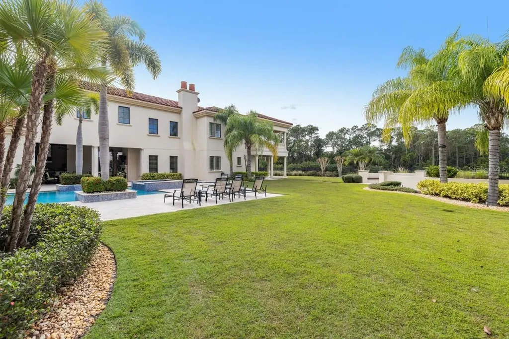 10024 Enchanted Oak Drive Golden Oak FL 32836
