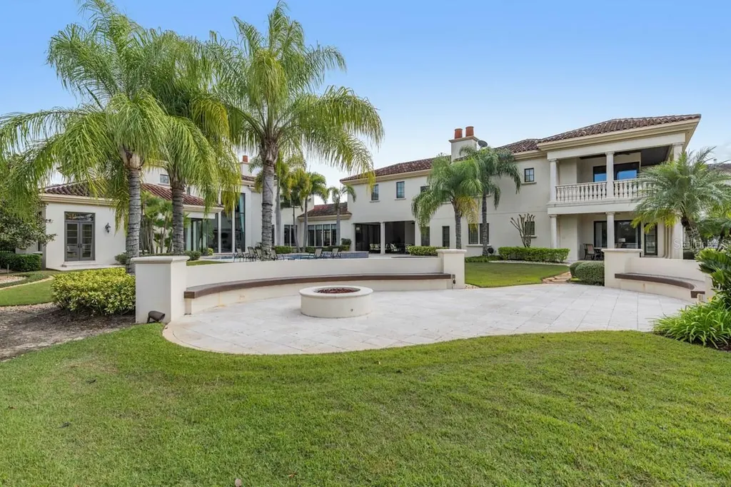10024 Enchanted Oak Drive Golden Oak FL 32836