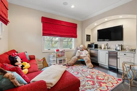 10024 Enchanted Oak Drive Golden Oak FL 32836