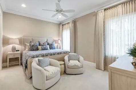 10024 Enchanted Oak Drive Golden Oak FL 32836