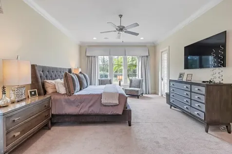 10024 Enchanted Oak Drive Golden Oak FL 32836