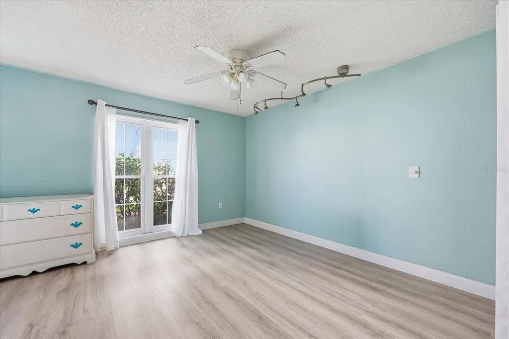 8605 Bardmoor Boulevard Seminole FL 33777