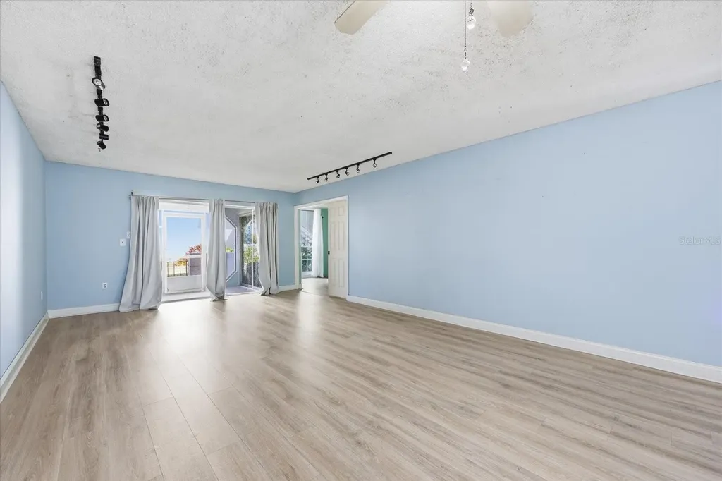 8605 Bardmoor Boulevard Seminole FL 33777