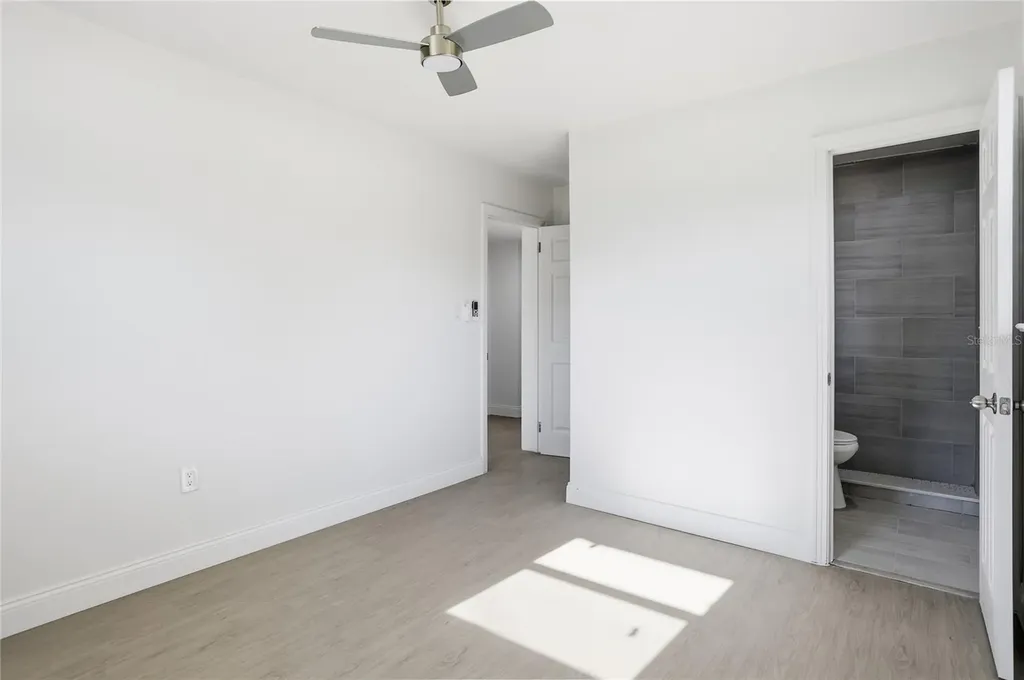 526 Engel Drive Orlando FL 32807