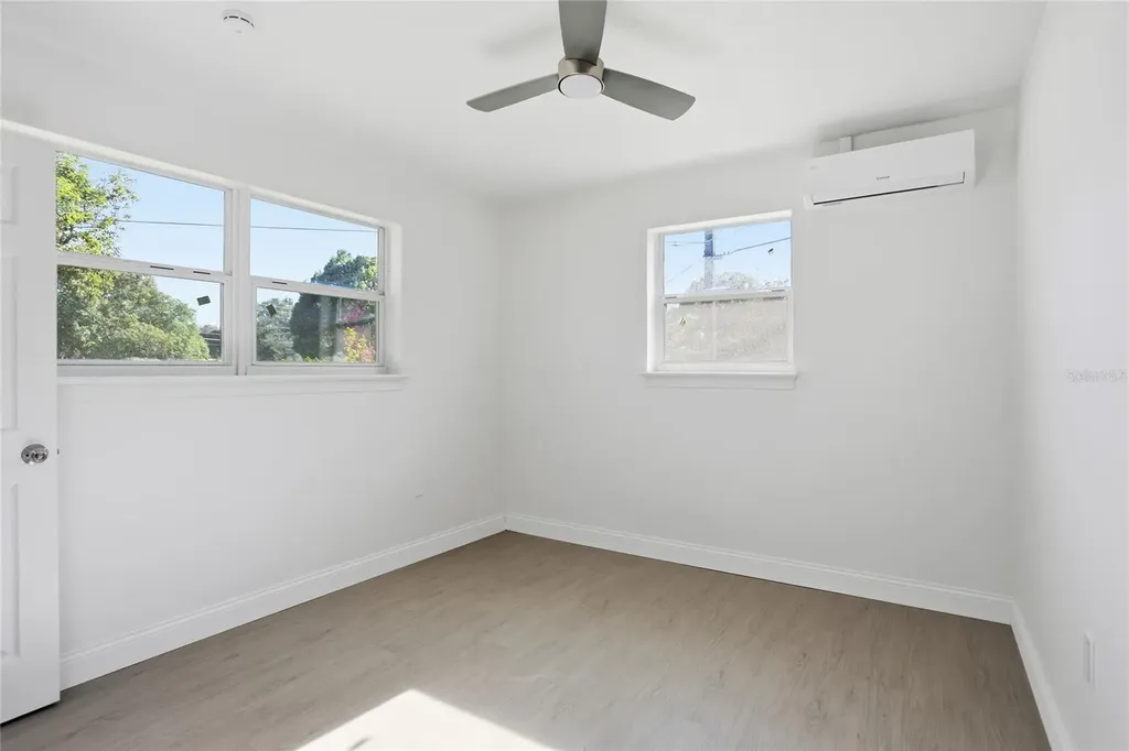 526 Engel Drive Orlando FL 32807