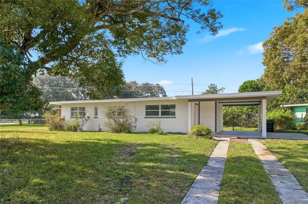 526 Engel Drive Orlando FL 32807
