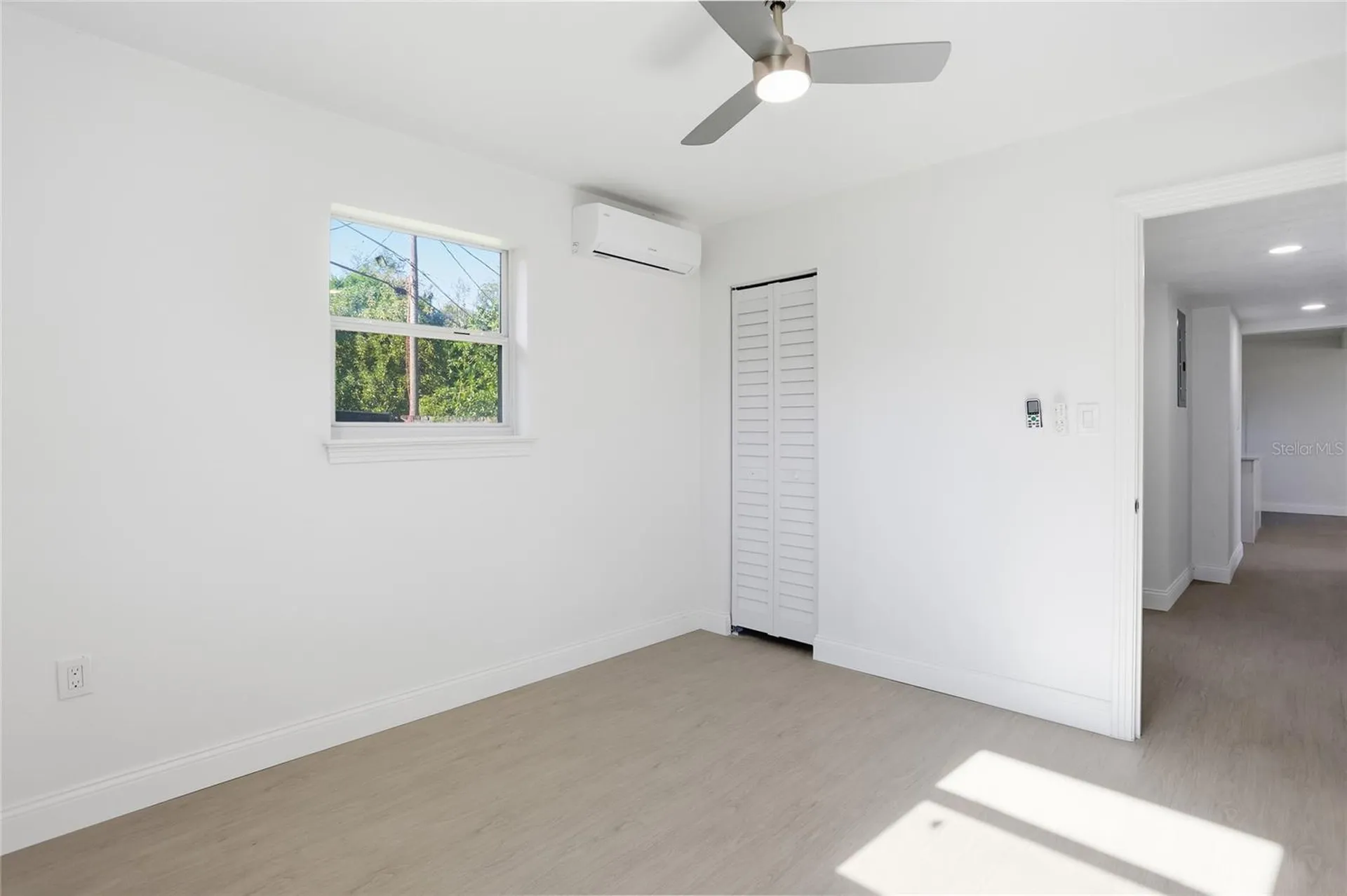526 Engel Drive Orlando FL 32807