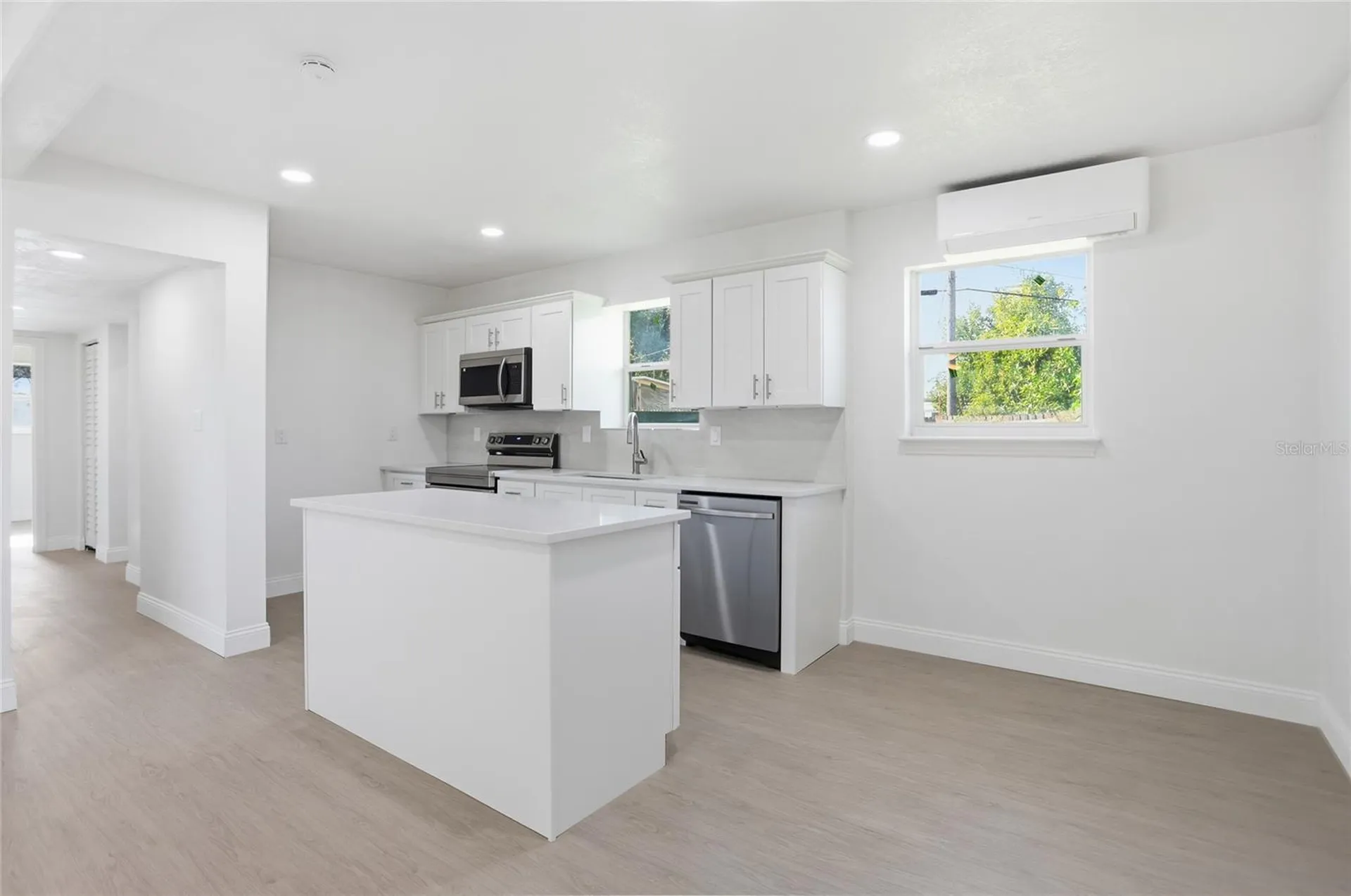 526 Engel Drive Orlando FL 32807