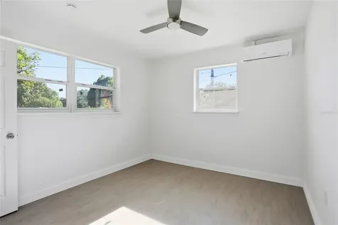 526 Engel Drive Orlando FL 32807