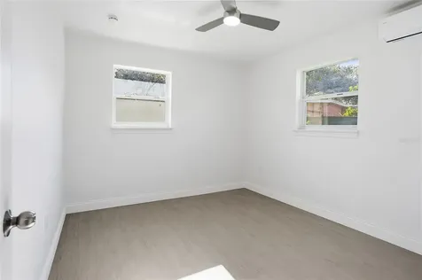 526 Engel Drive Orlando FL 32807