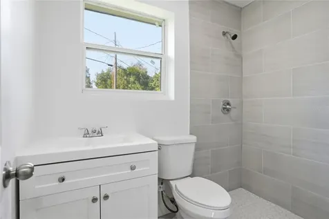 526 Engel Drive Orlando FL 32807