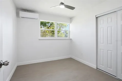 526 Engel Drive Orlando FL 32807