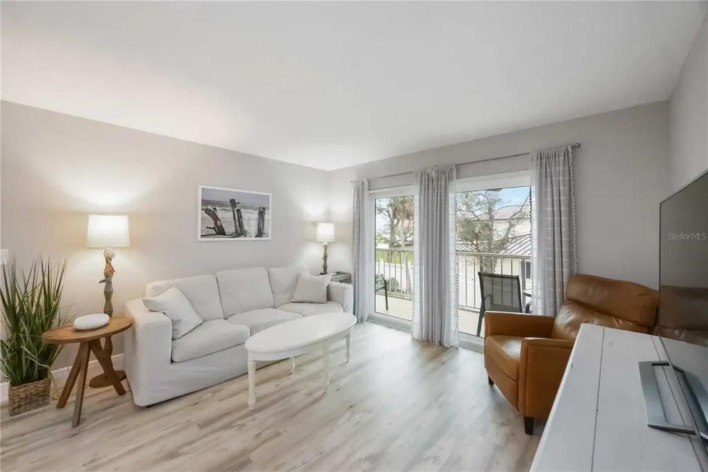 5031 N Beach Road Englewood FL 34223