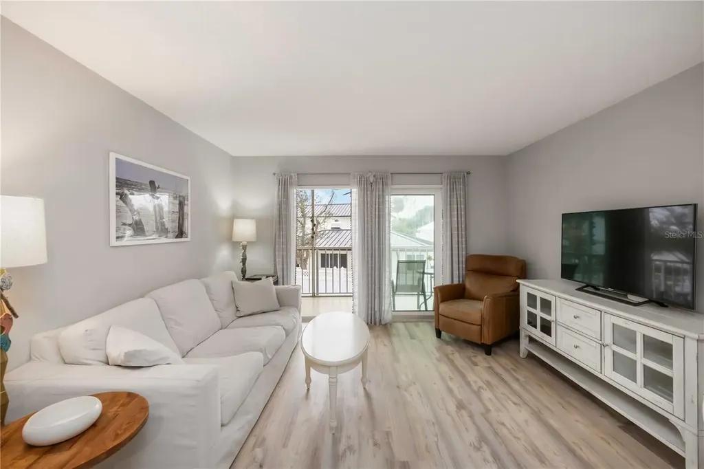 5031 N Beach Road Englewood FL 34223