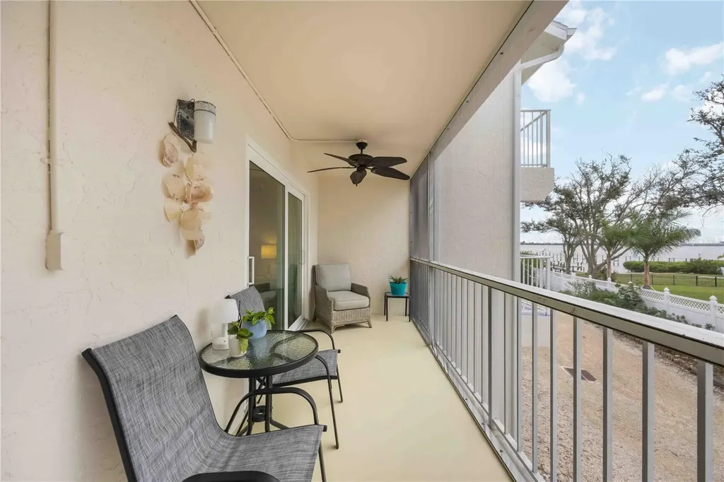 5031 N Beach Road Englewood FL 34223