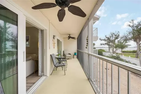 5031 N Beach Road Englewood FL 34223