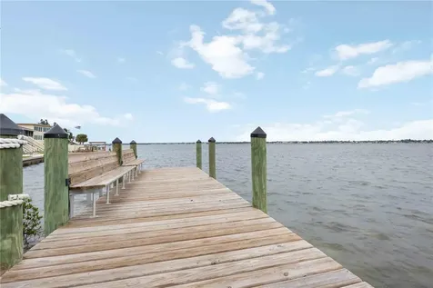 5031 N Beach Road Englewood FL 34223