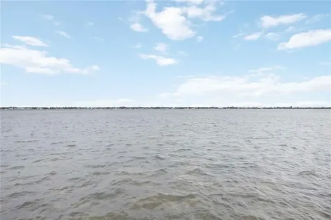 5031 N Beach Road Englewood FL 34223