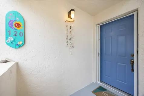 5031 N Beach Road Englewood FL 34223