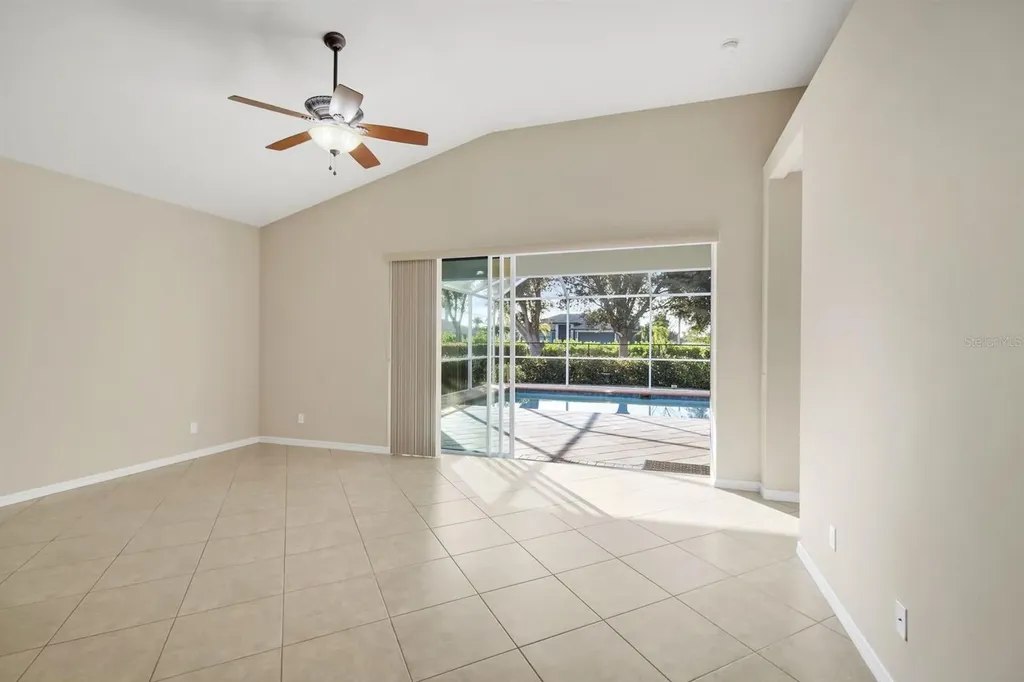 2730 Brightside Court Cape Coral FL 33991