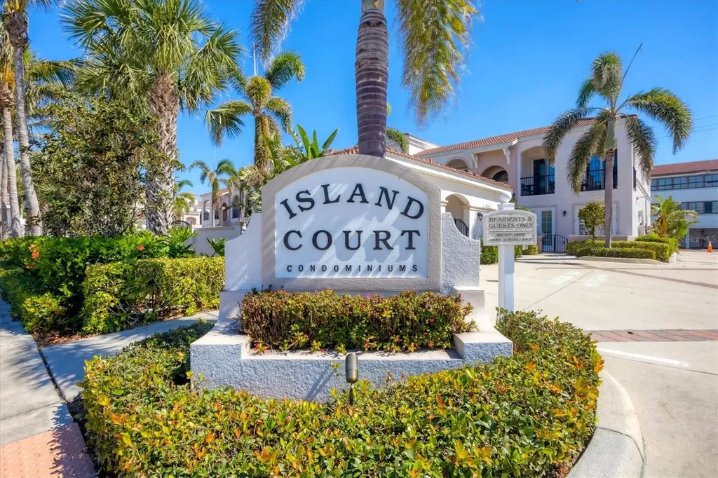455 Nokomis Avenue S Venice FL 34285