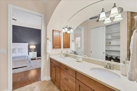 455 Nokomis Avenue S Venice FL 34285