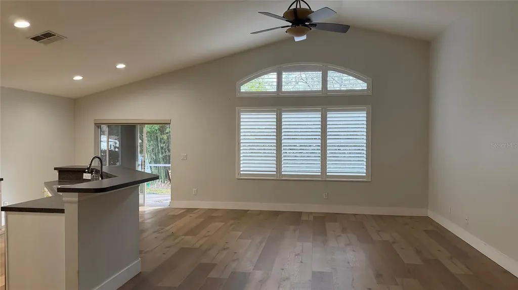 18835 Maisons Drive Lutz FL 33558