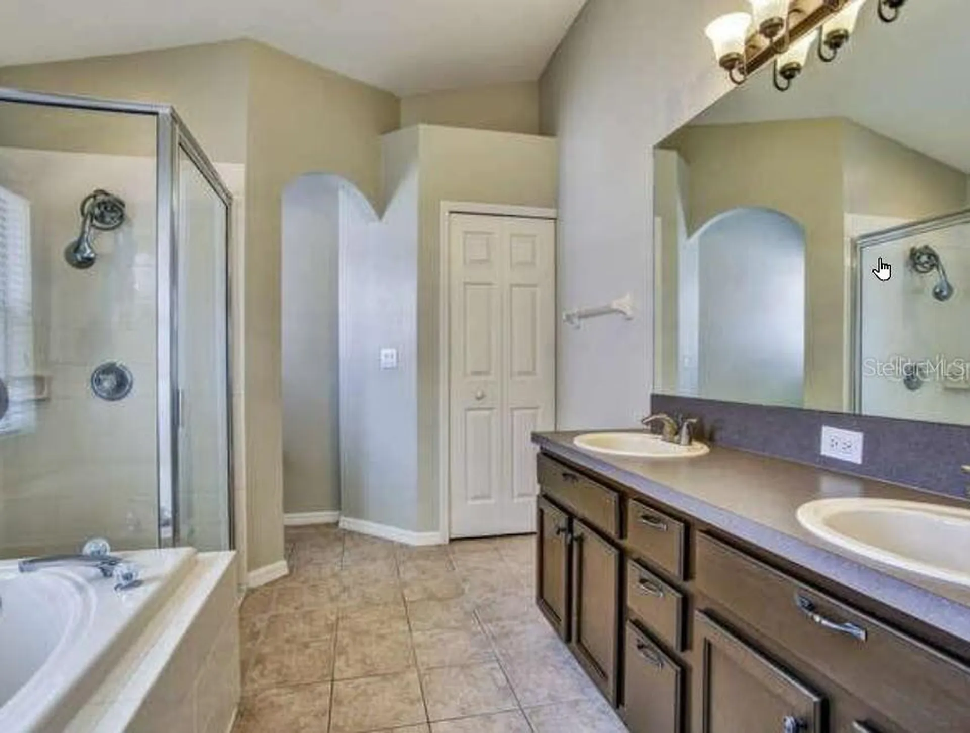 18835 Maisons Drive Lutz FL 33558