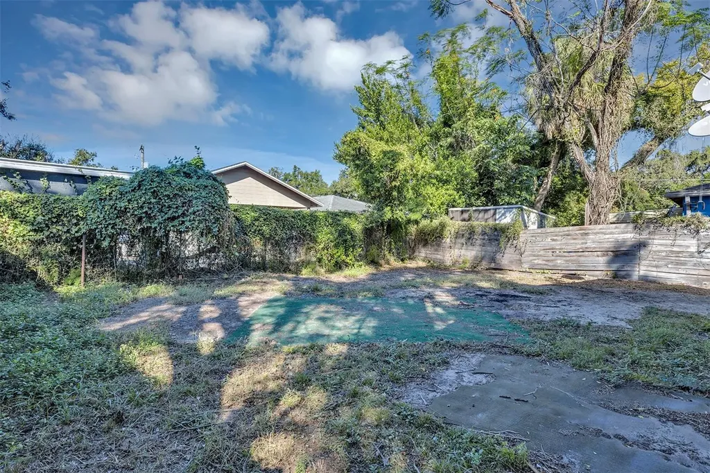 9220 N 13th Street Tampa FL 33612