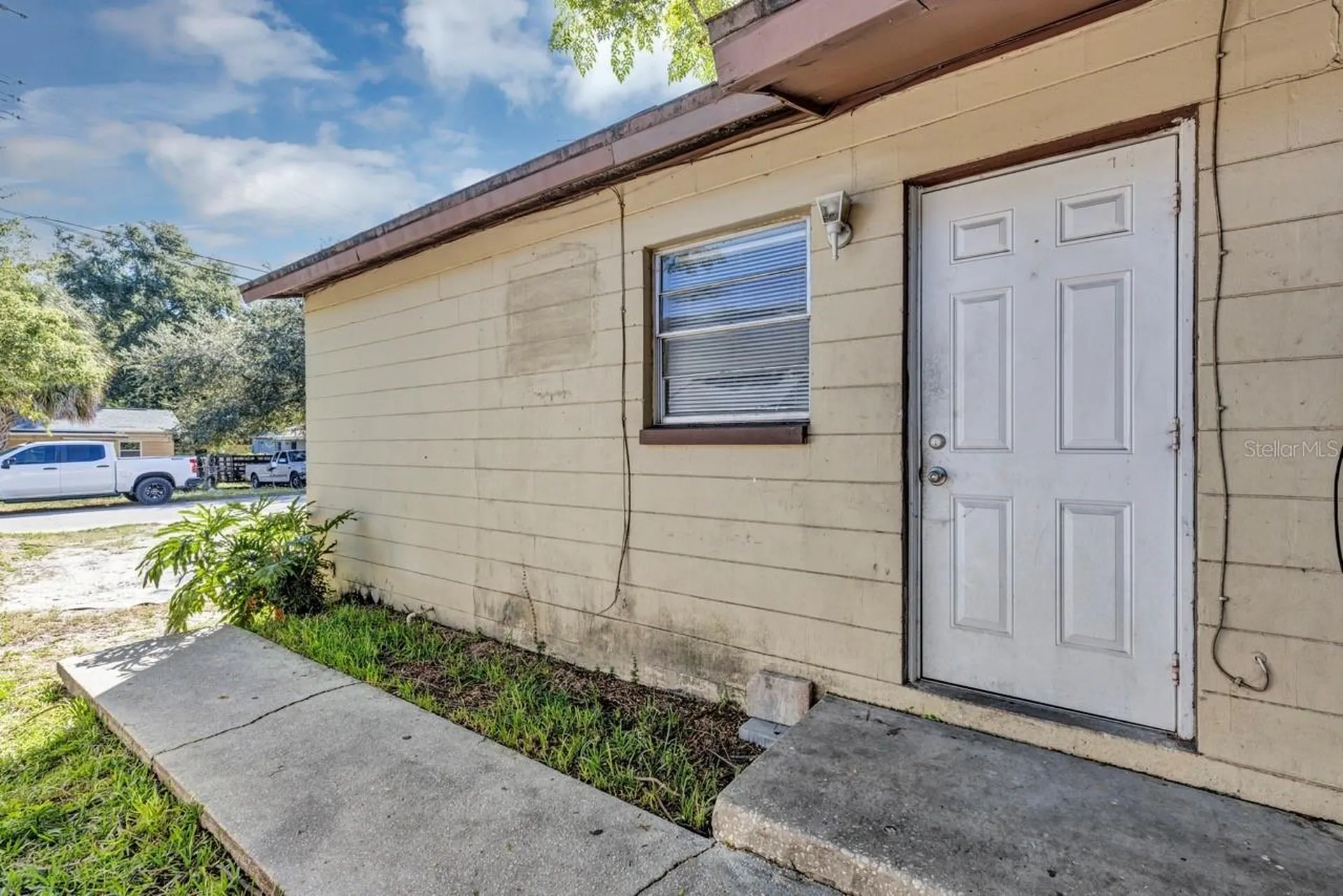9220 N 13th Street Tampa FL 33612