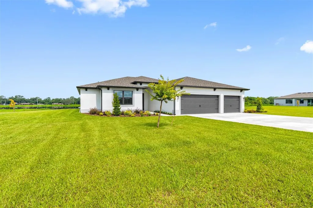 13498 Lake Gallagher Drive Dover FL 33527