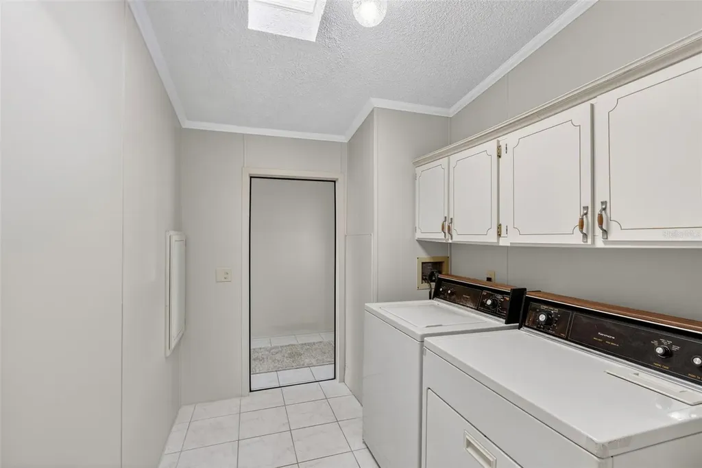 512 La Playa Circle North Port FL 34287