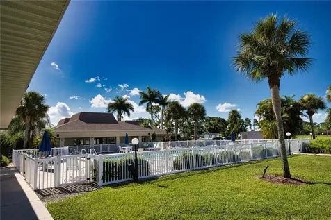 512 La Playa Circle North Port FL 34287