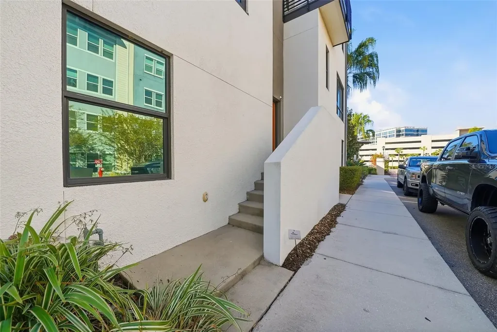 2511 N Grady Avenue Tampa FL 33607