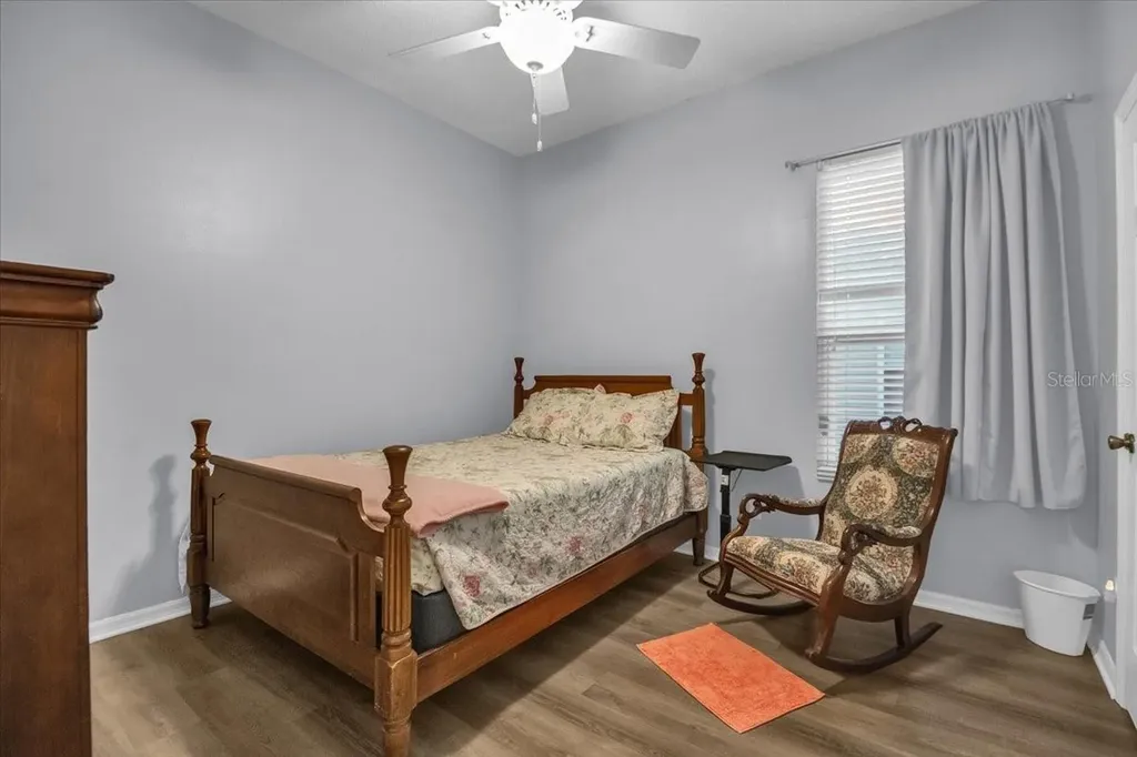 5127 44th Street W Bradenton FL 34210