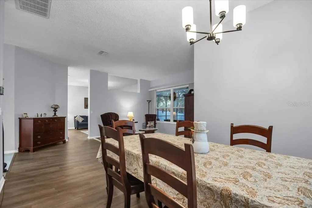 5127 44th Street W Bradenton FL 34210