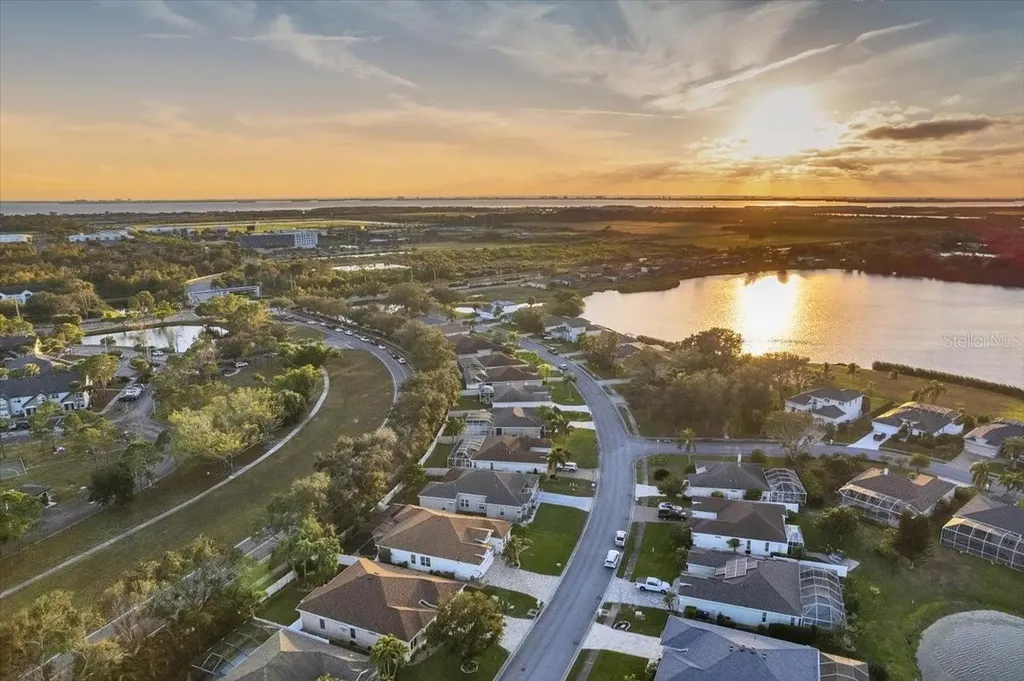 5127 44th Street W Bradenton FL 34210