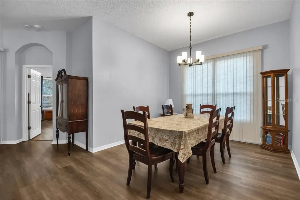 5127 44th Street W Bradenton FL 34210
