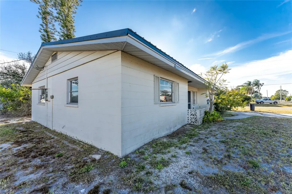 1497 Overbrook Road Englewood FL 34223