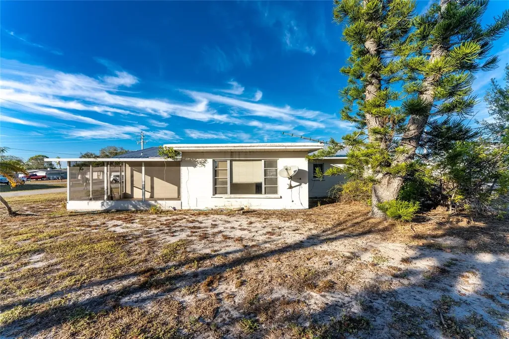 1497 Overbrook Road Englewood FL 34223