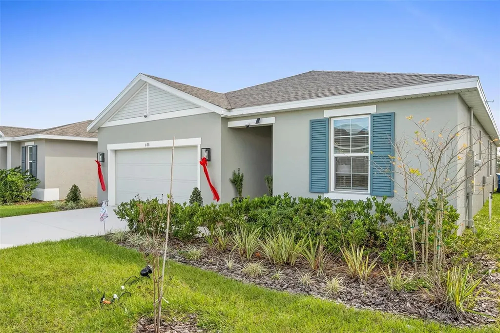 608 Hennepin Loop Lake Wales FL 33898