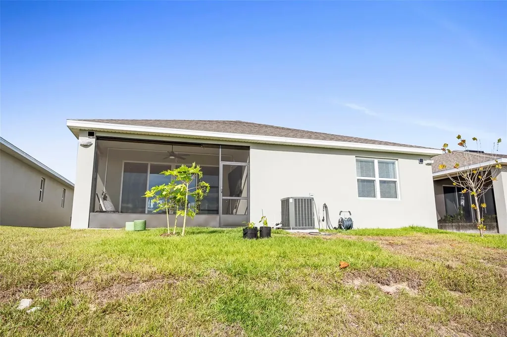 608 Hennepin Loop Lake Wales FL 33898
