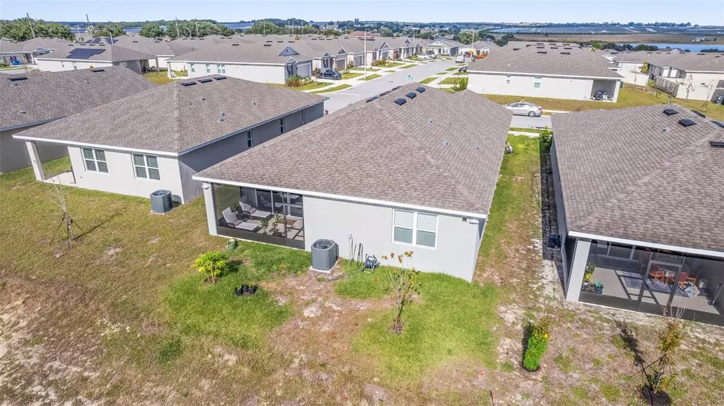 608 Hennepin Loop Lake Wales FL 33898