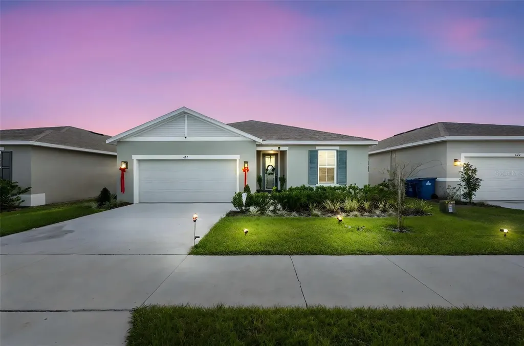 608 Hennepin Loop Lake Wales FL 33898