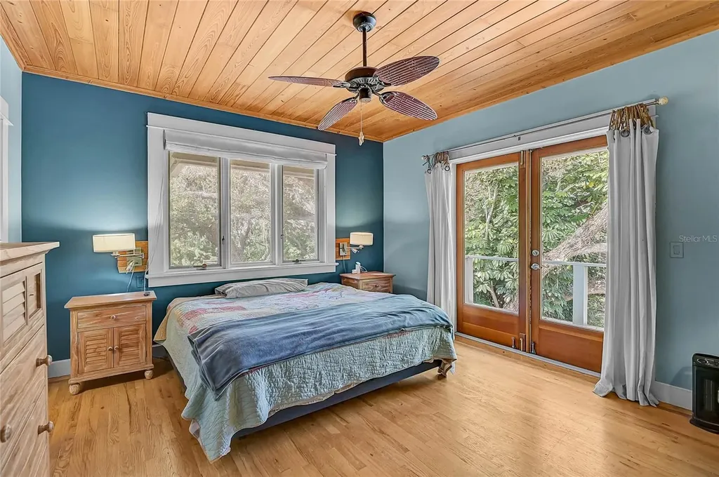 678 Faith Avenue Osprey FL 34229