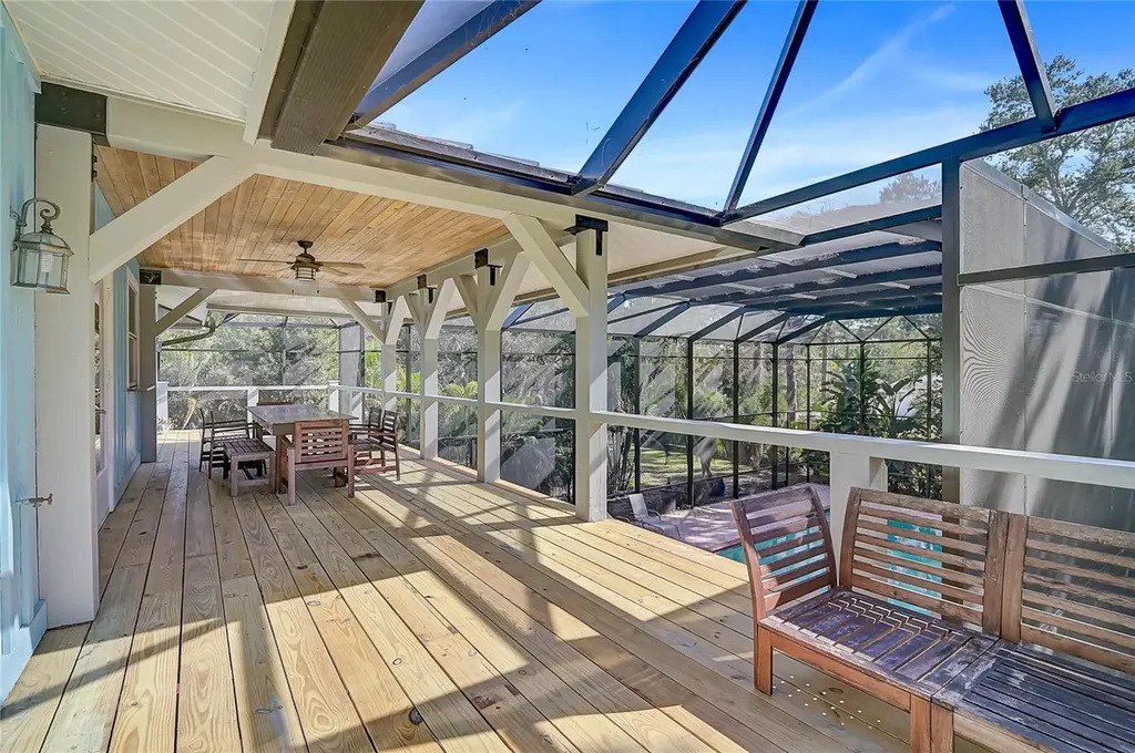 678 Faith Avenue Osprey FL 34229
