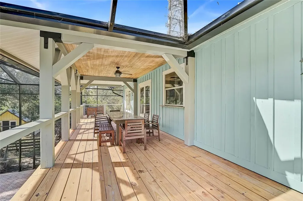 678 Faith Avenue Osprey FL 34229