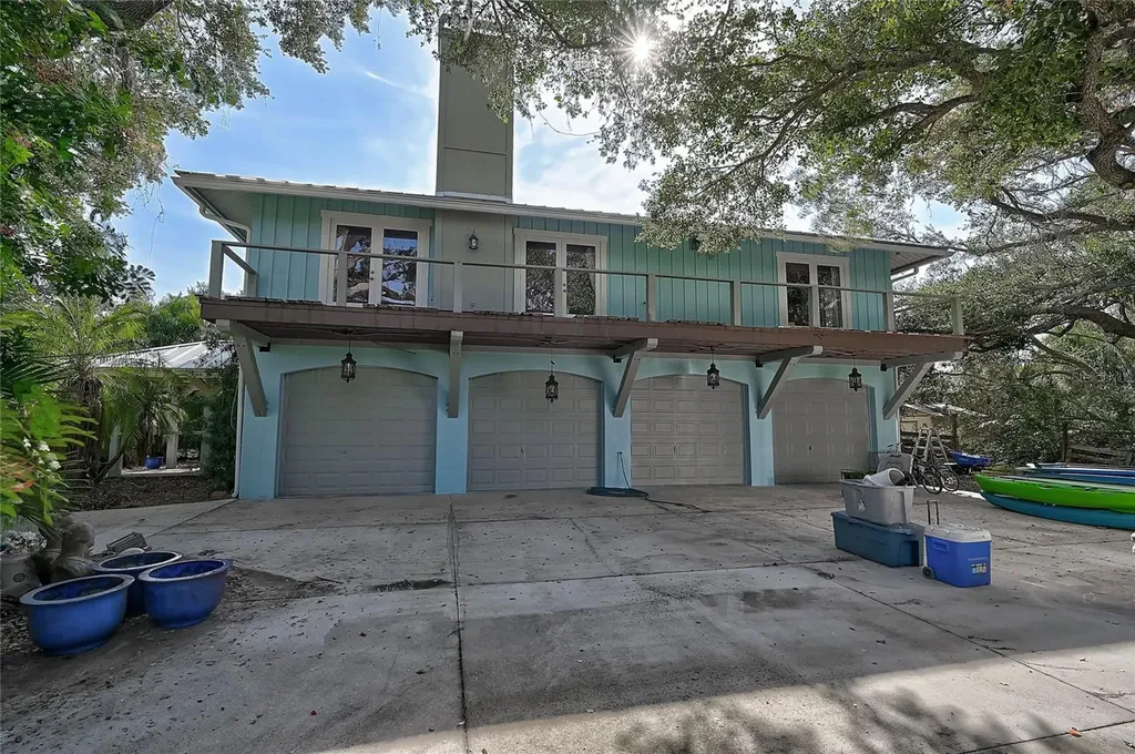 678 Faith Avenue Osprey FL 34229